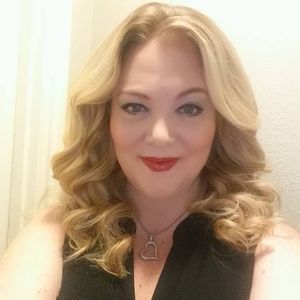 Meet your Posher, Cami